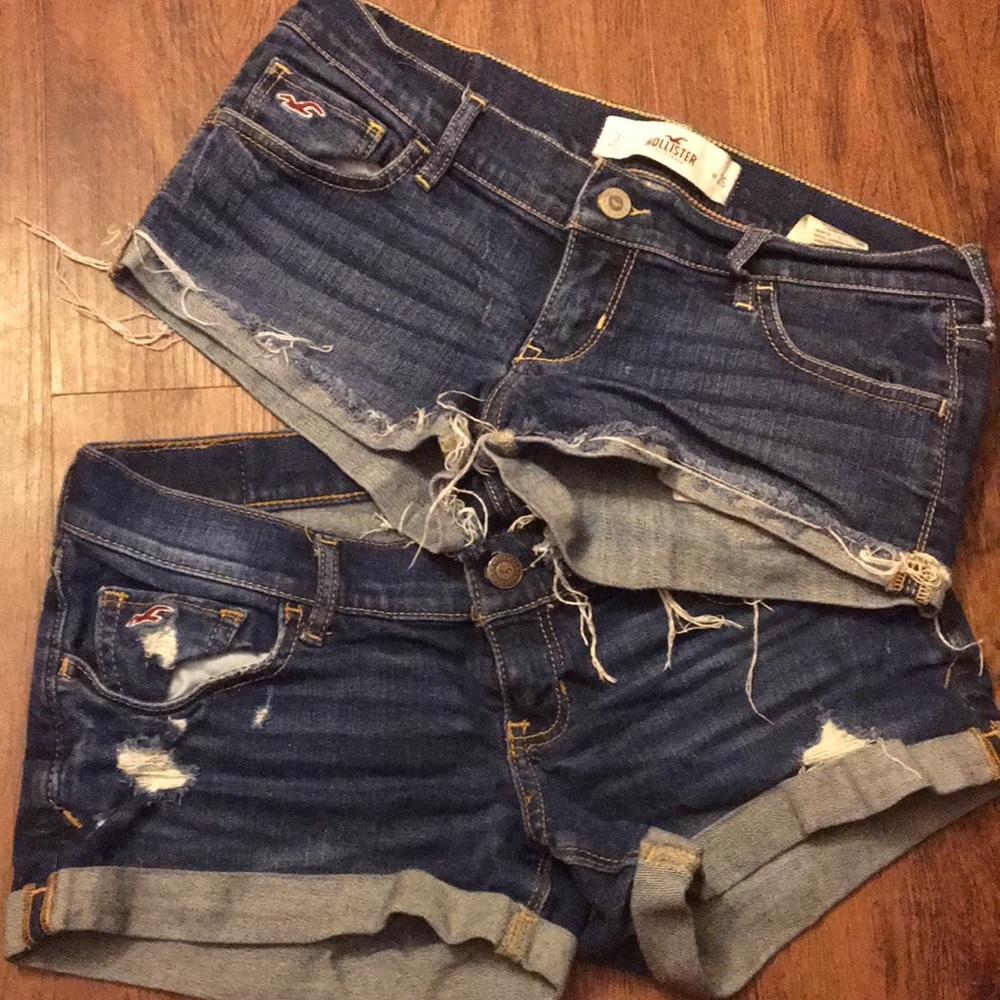 Bundle of distressed Hollister shorts!